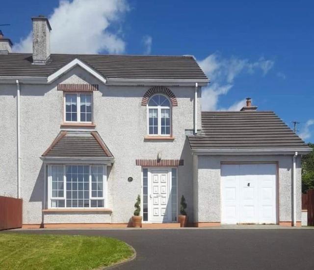 Superior 4 Bed House In Moville Donegal . Villa Екстериор снимка